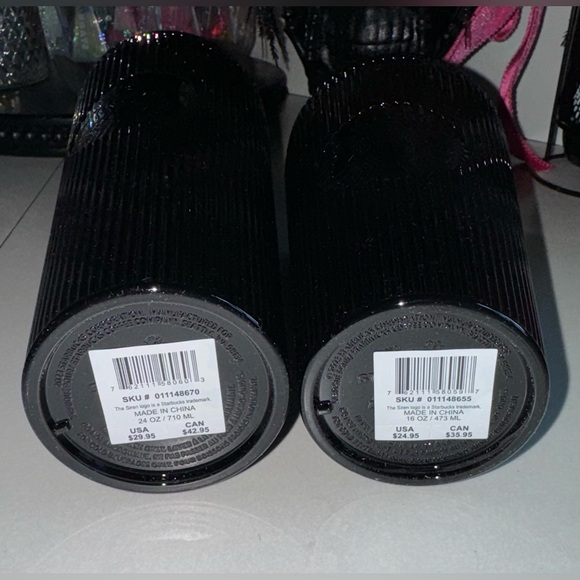 ✨🆕 Starbucks Black Pleated Metallic Plastic Cold Cups - 24 fl oz & 16 fl oz - Picture 6 of 7